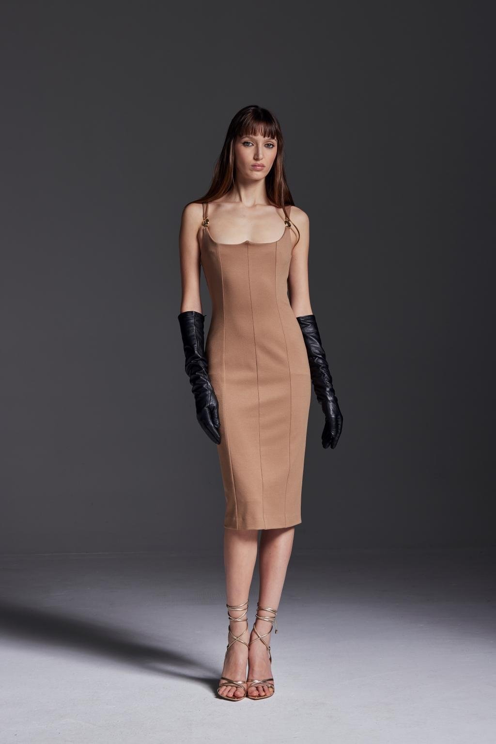 Abito midi aderente in tessuto twill tecnico manolana - Monique Garçonne