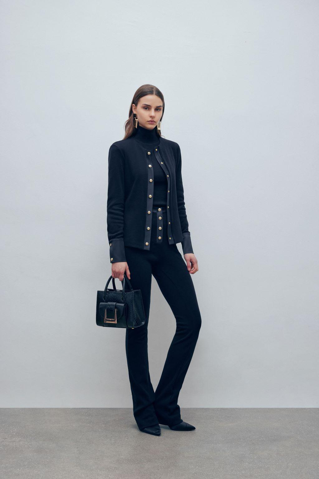 Pull  in cotone viscosa