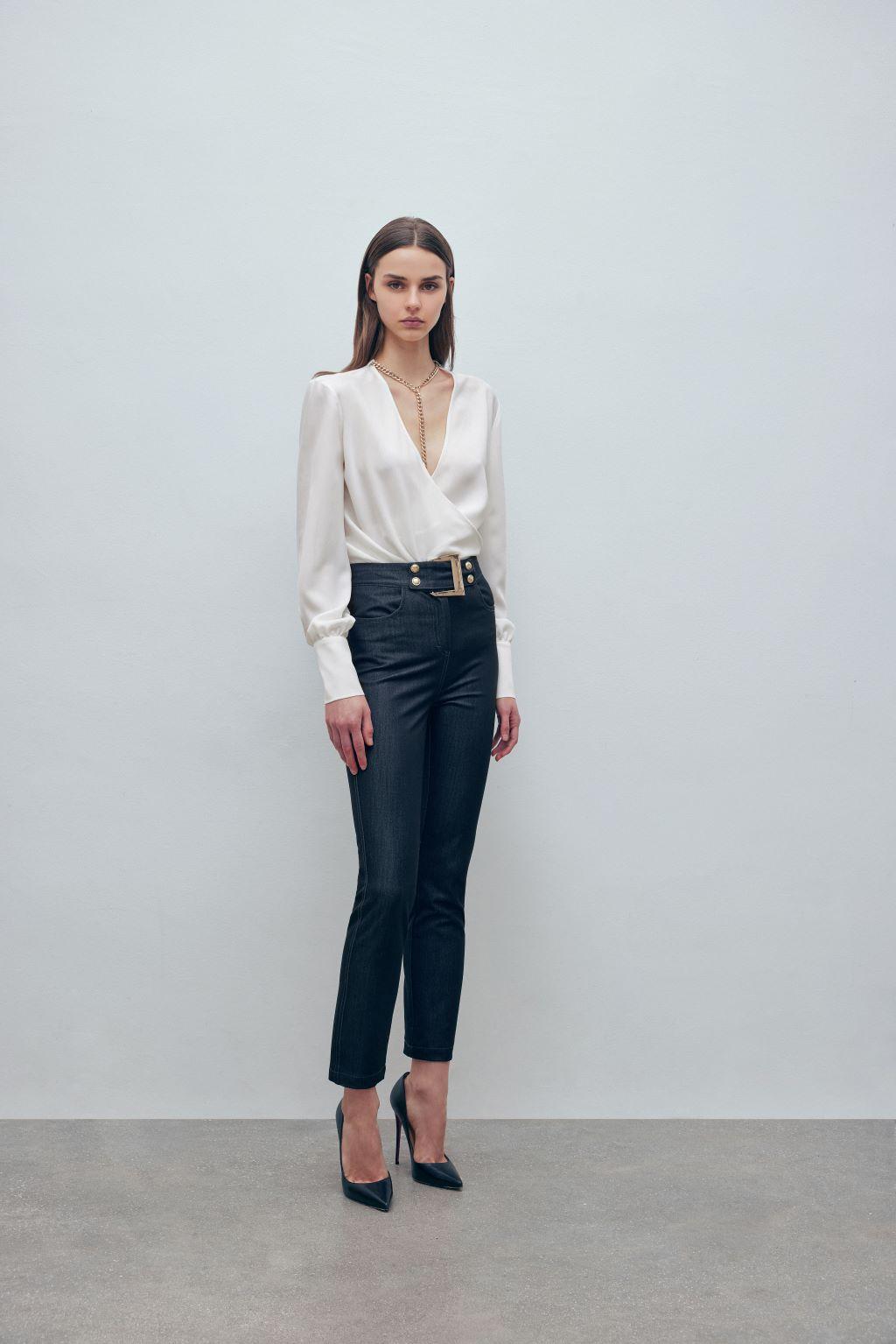 Pantalone slim in denim