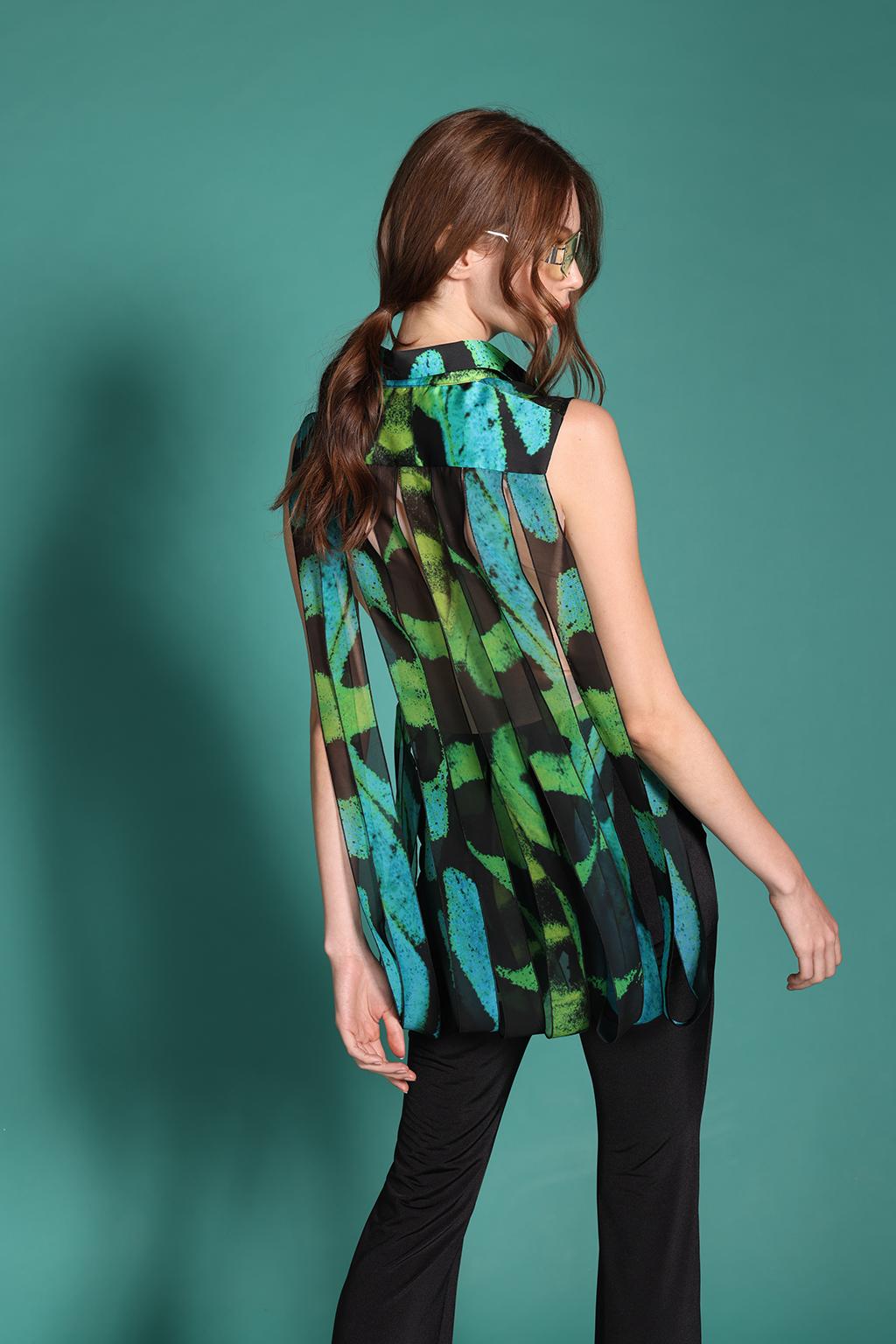 Camicia smanicata in chiffon stampato - Monique Garçonne