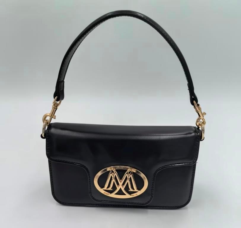 BG11FR - MINI BAG CON FIBBIA OVALE MONIQUE